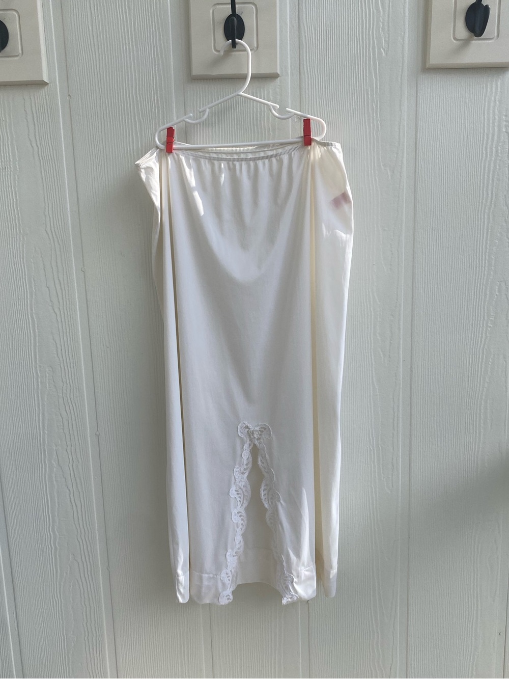 Vintage White Nylon Half Slip – Lace Detail – Size Large